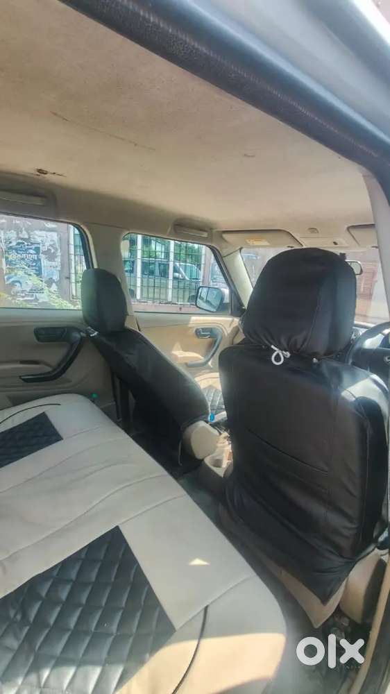 Mahindra Tuv 300 2017 Diesel Plus - Dl Registered