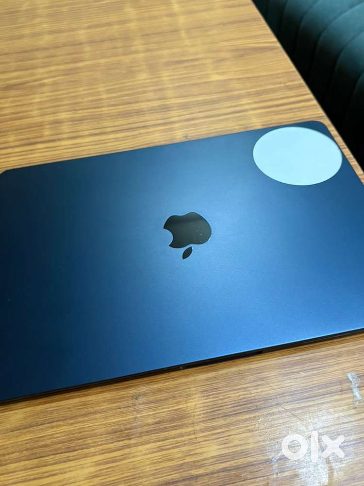 M2 Mac book air 13inch
