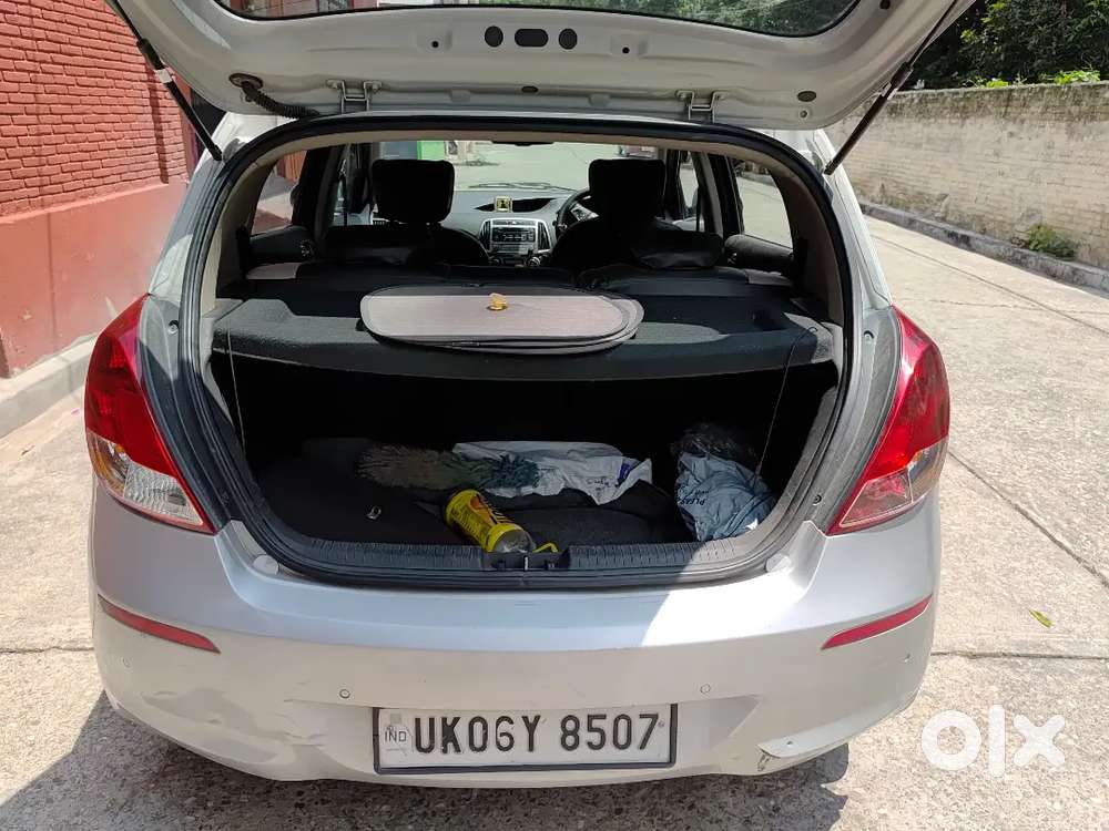 Hyundai I20 2013 Petrol 70000 Km Driven