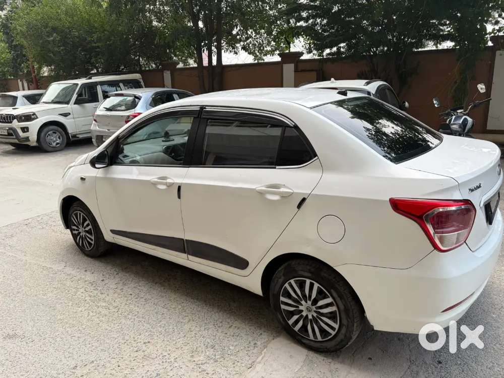 Hyundai Xcent 2015 Model