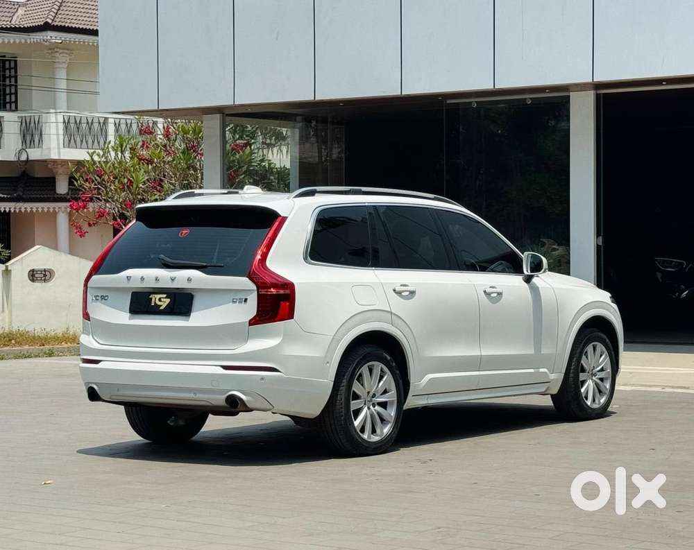 Volvo Xc 90 D5 Momentum, 2017, Diesel