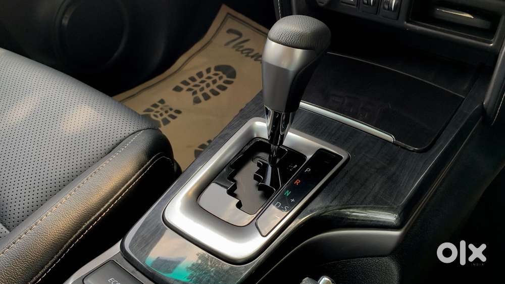 Toyota Fortuner 4x2 At 2.7 Petrol, 2024, Petrol