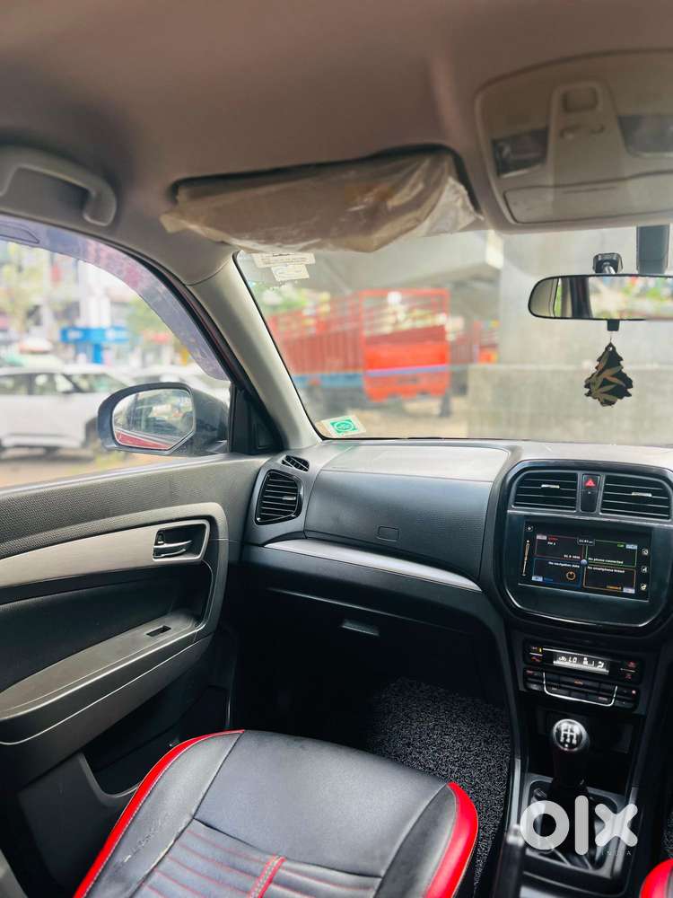Maruti Suzuki Brezza Zdi+ Dual Tone, 2016, Diesel