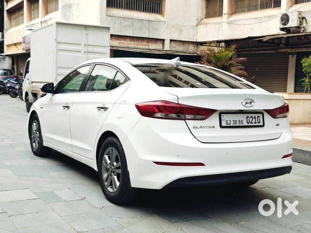 Hyundai Elantra 1.6 Sx Option At, 2018, Petrol