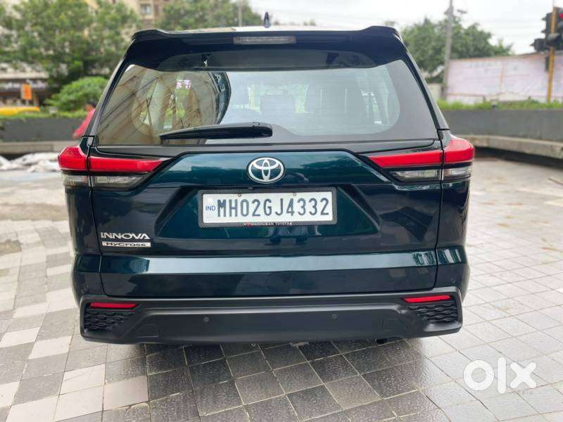Toyota Innova Hycross Gx (o), 2025, Petrol