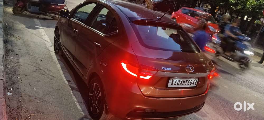 Tata Tigor 1.2 Revotron Xz Option, 2017, Petrol