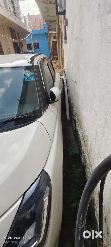 Maruti Suzuki Swift Vxi Cng 2025