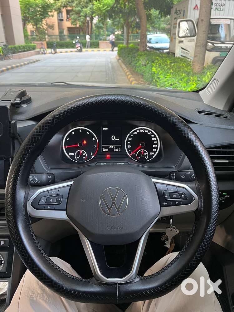 Volkswagen Taigun Petrol 2025