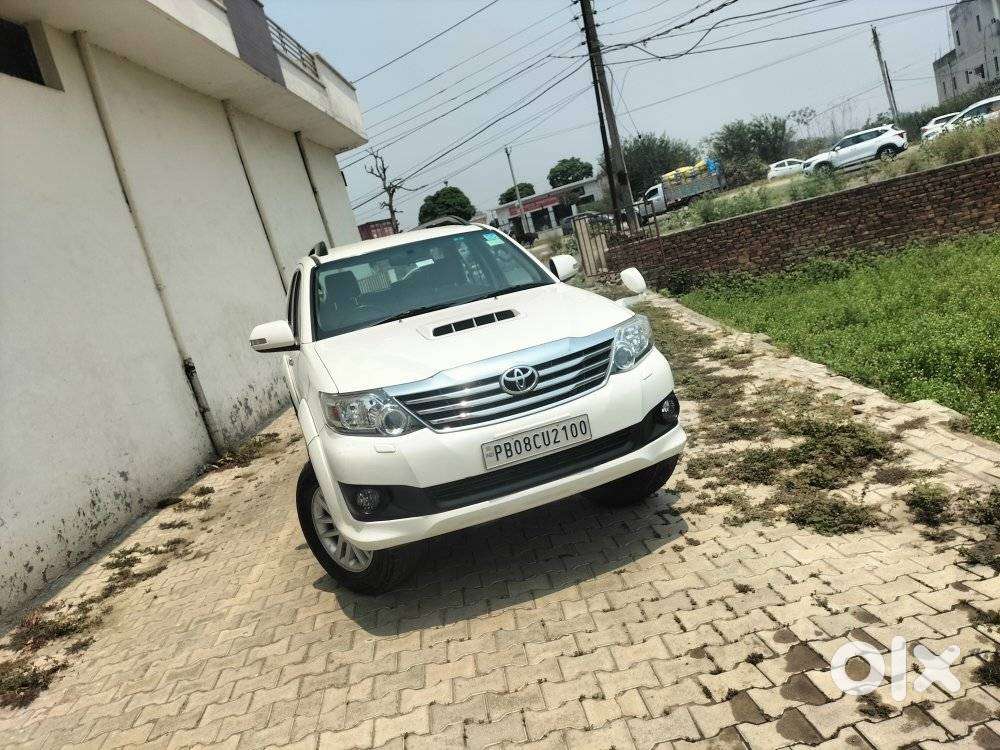 Toyota Fortuner 3.0 4x2 Mt, 2014, Diesel