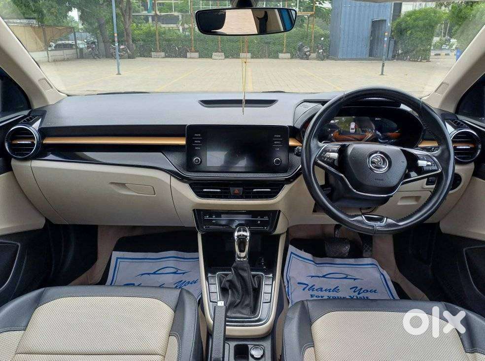 Skoda Slavia 1.0 Tsi Style, 2023, Petrol