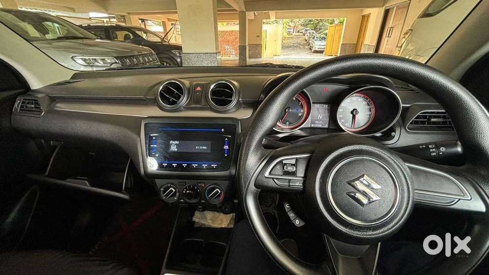 Maruti Suzuki New-gen Swift 2022 Petrol 19500 Km Driven