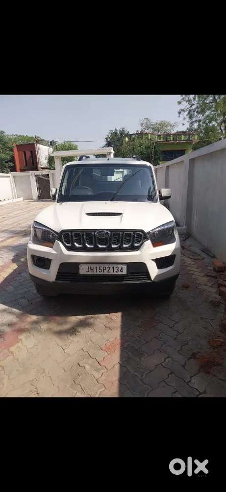 Mahindra Scorpio 2017 Diesel Manual