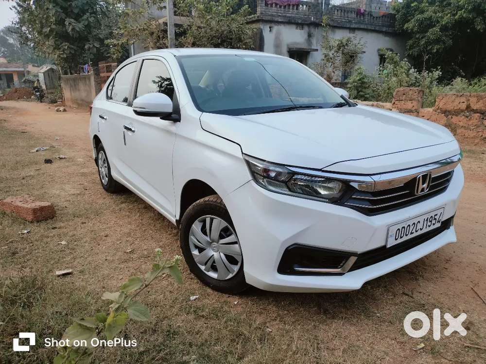 Honda Amaze 2023 Petrol Well Maintained