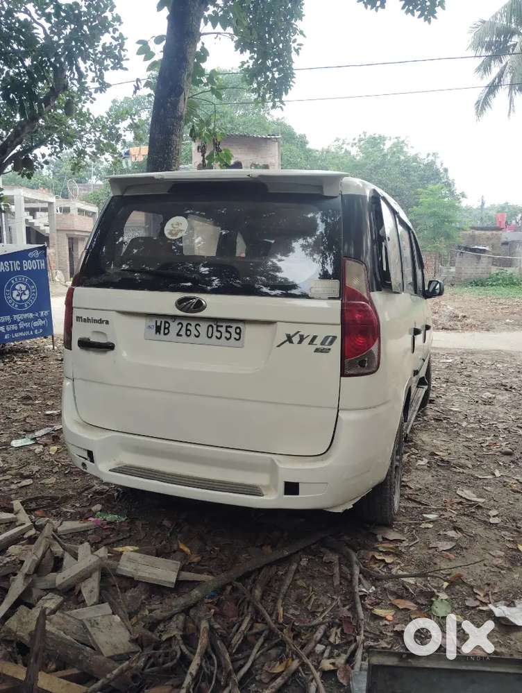 Mahindra Xylo 2000