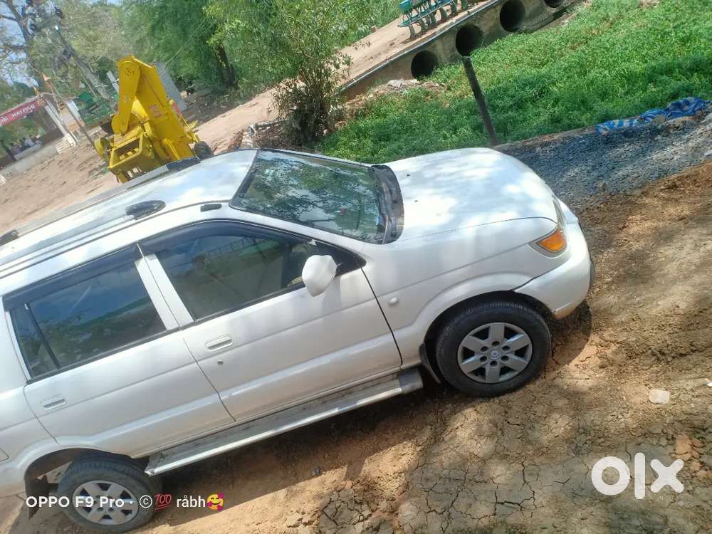 Chevrolet Tavera Neo 2016 Diesel 185000 Km Driven