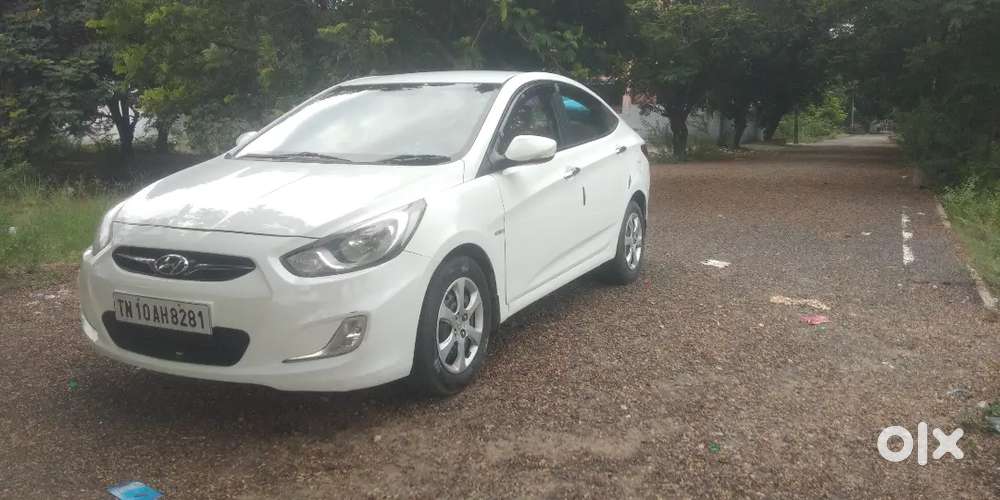 Hyundai Verna 2012 Diesel 128000 Km Driven