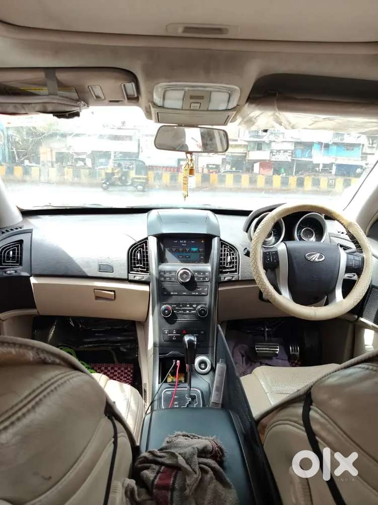 Mahindra Xuv500 2016 Diesel 102000 Km Driven