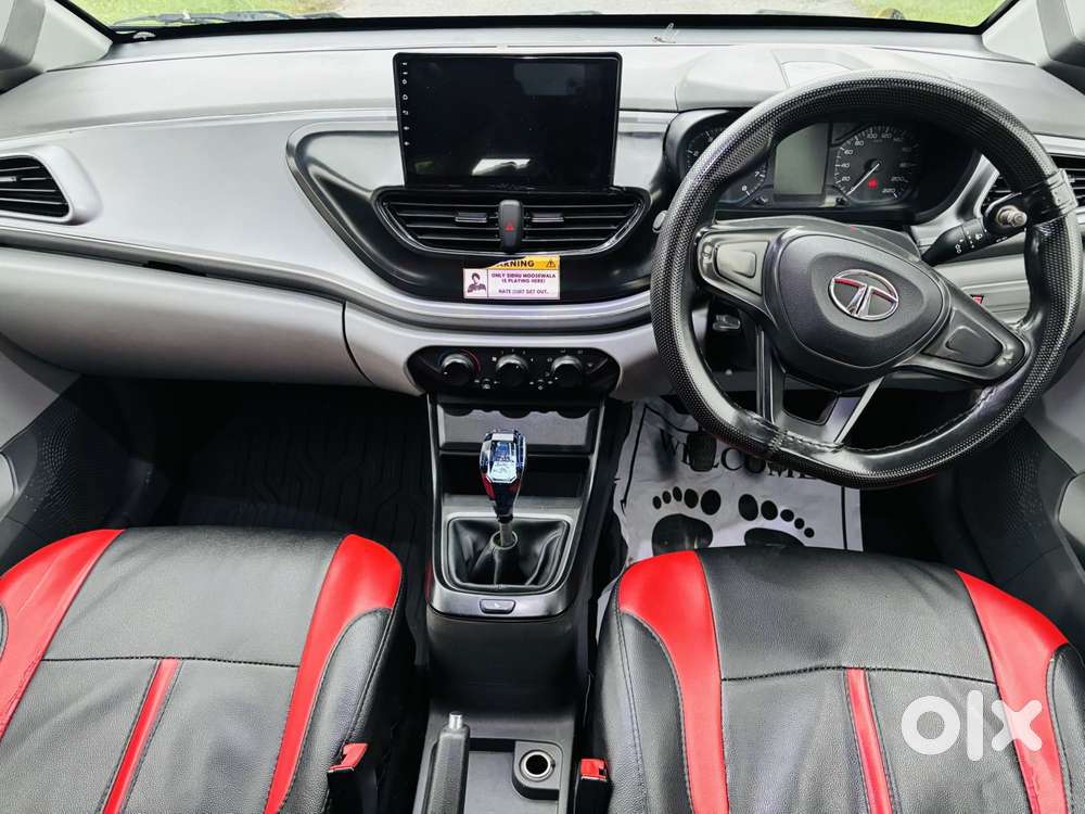 Tata Altroz 1.2 Xe, 2020, Petrol