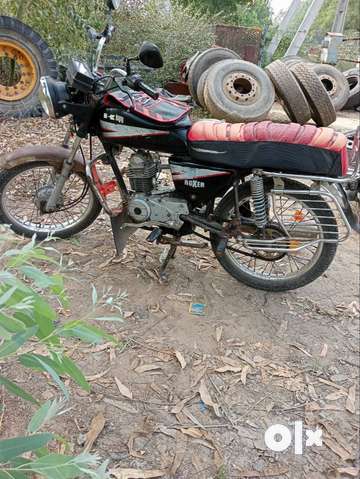 Bajaj boxer 2025 old model olx