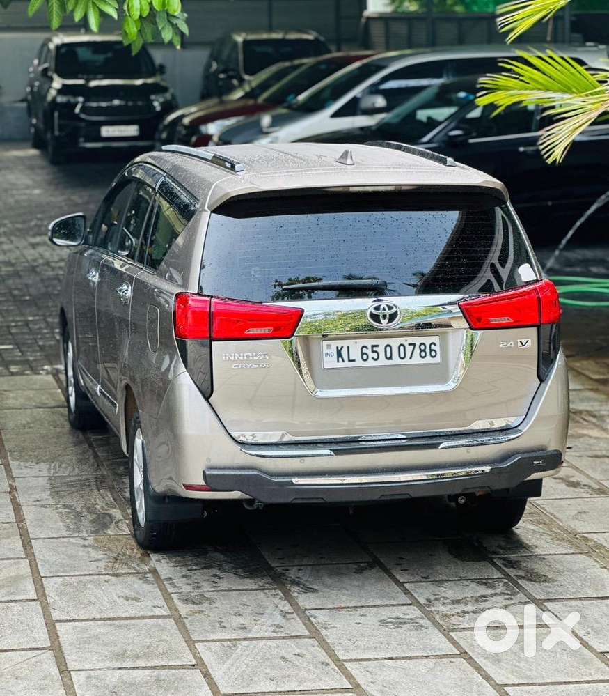 Toyota Innova Crysta 2.4 Vx Mt, 2020, Diesel