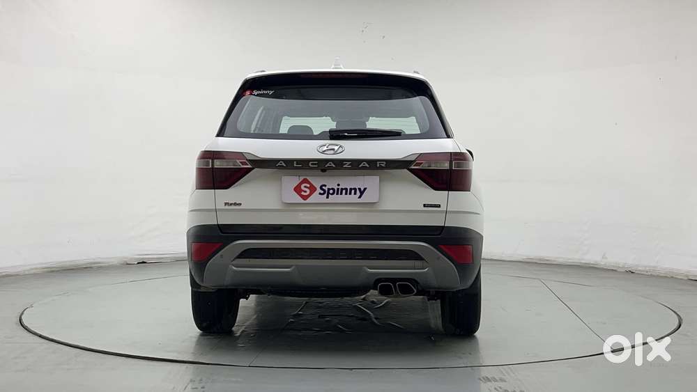 Hyundai Alcazar Signature (o) 6 Str 1.5 Petrol Dct, 2023, Petrol