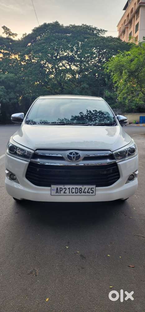 Toyota Innova Crysta 2.8z Automatic, 2018, Diesel