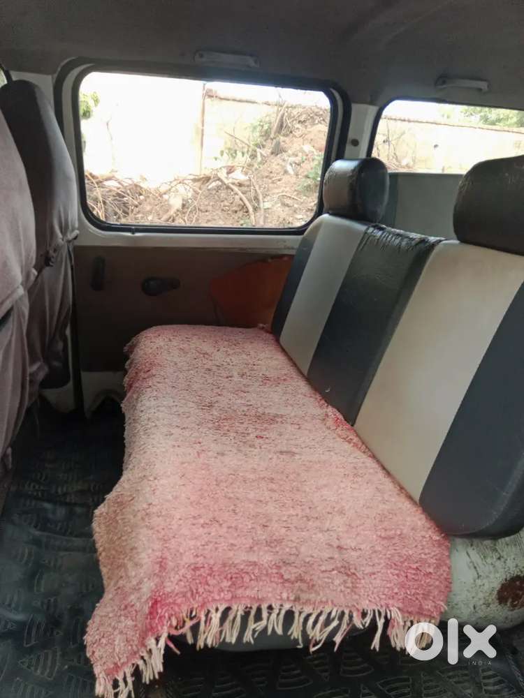 Maruti Suzuki Eeco Smiles 2012