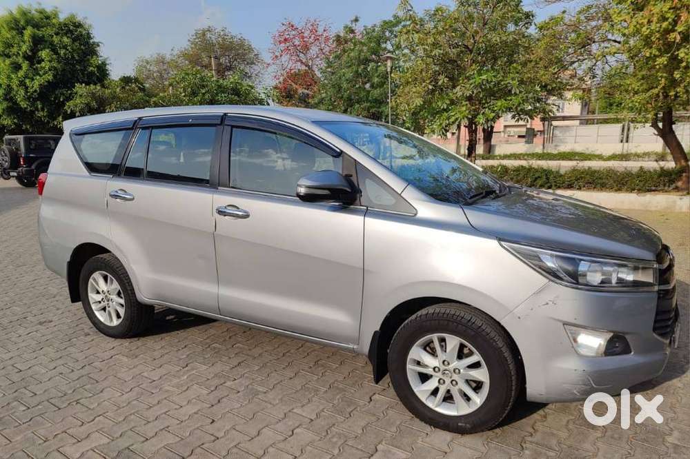 Toyota Innova Crysta 2.4 G Mt, 2017, Diesel