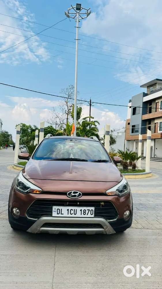 Hyundai I20 Active 2015 Diesel 102000 Km Driven