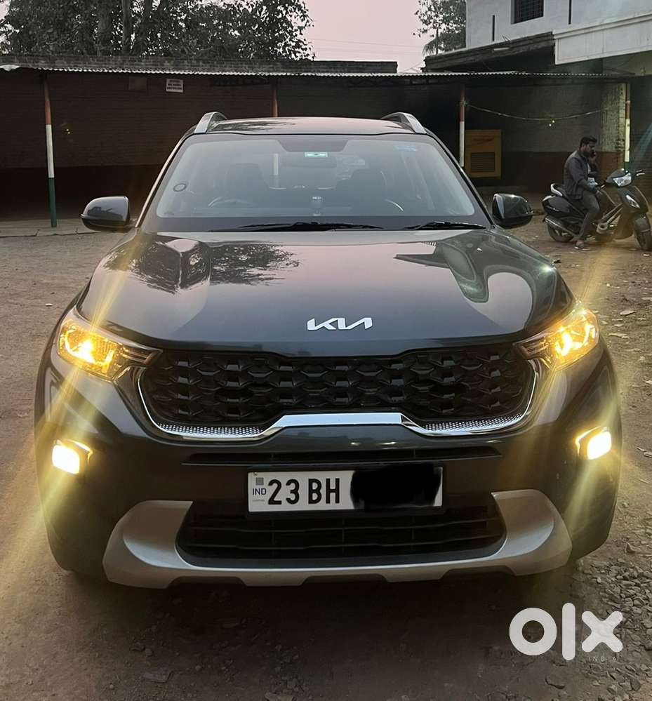 Kia Sonet Htk+ Petrol Manual (july 2023)  27k Km  Rewa Registered
