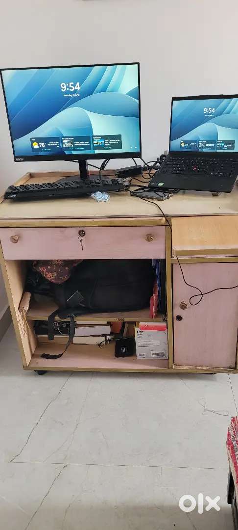 Wooden computer table drawer keyboard space wheels Hadapsar