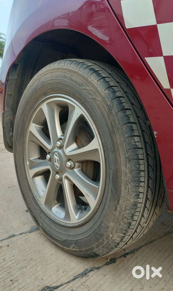 Hyundai Grand I10 Sportz, 2014, Petrol