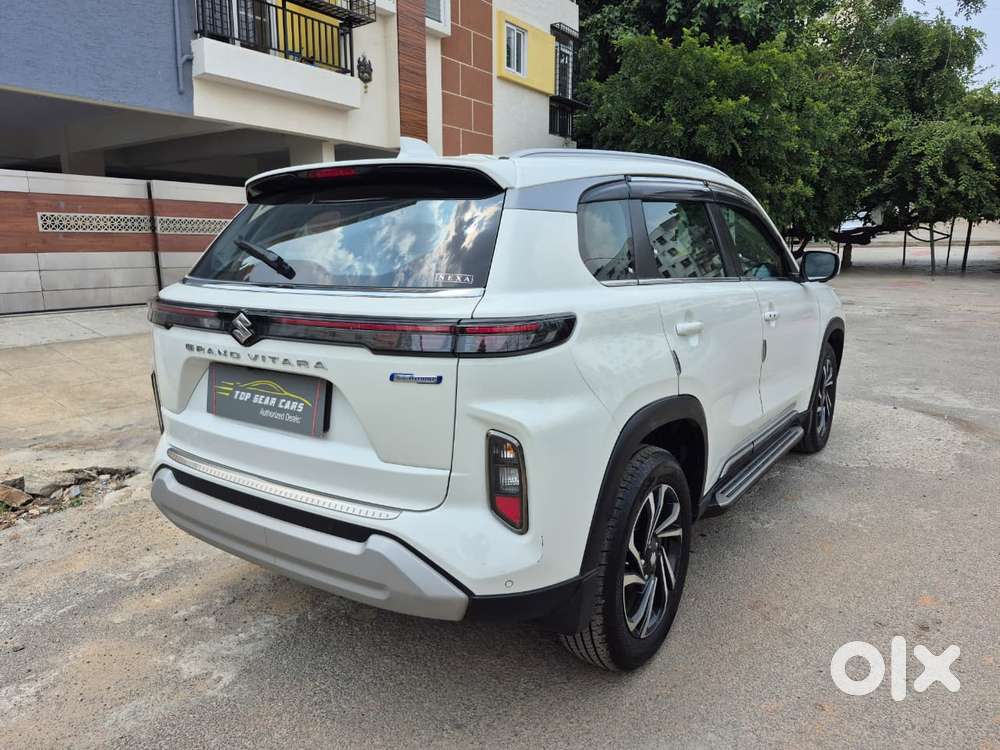 Maruti Suzuki Grand Vitara 1.5 Alpha Smart Hybrid, 2025, Petrol