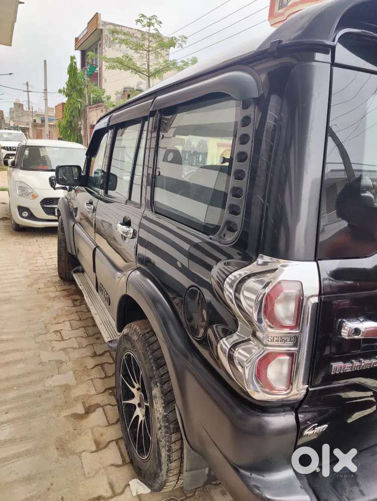 Scorpio Classic S4  4*4 For Sale