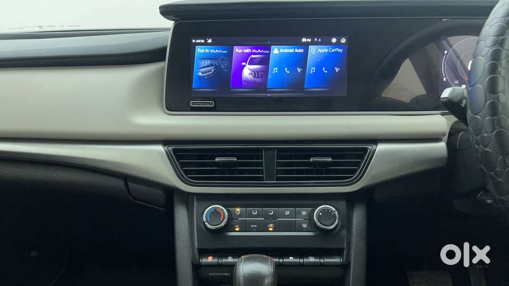 Mahindra Xuv700 2.0 Ax 5 Petrol At Str, 2022, Petrol