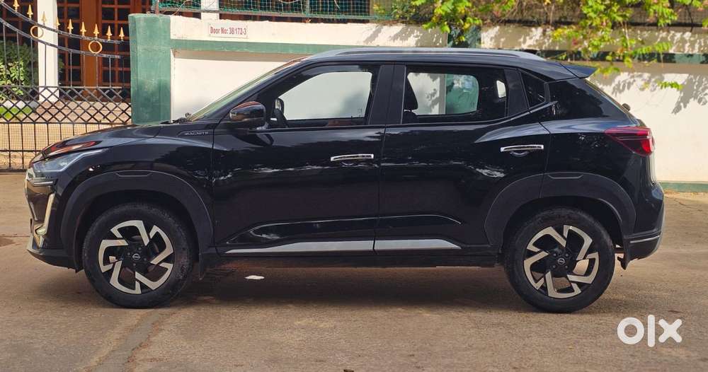 Nissan Magnite Kuro Edition 1.0 Turbo Petrol Cvt, 2023, Petrol