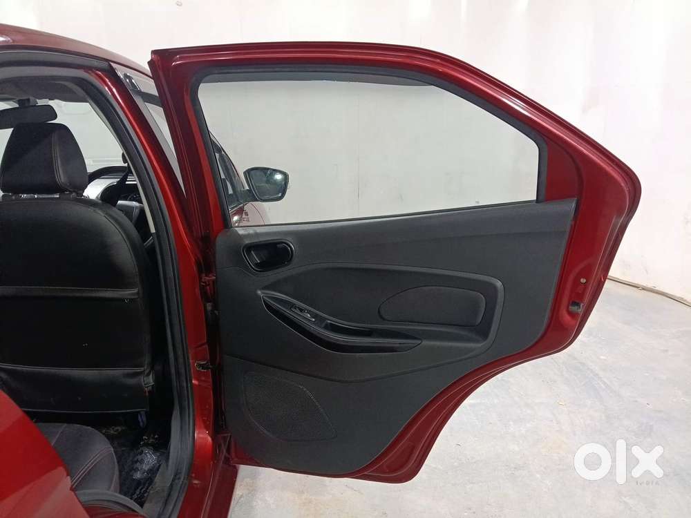 Ford Figo Titanium, 2020, Petrol