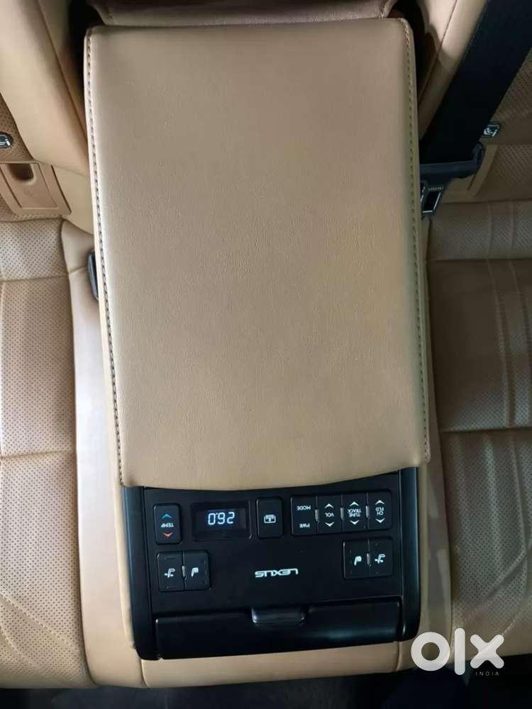 Lexus Es, 2023, Petrol