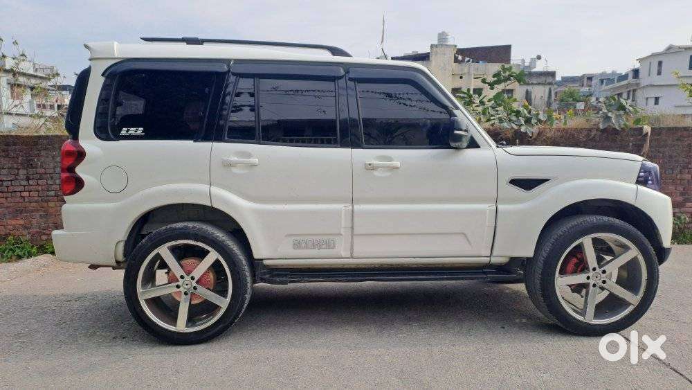 Mahindra Scorpio S11 Mt 7s, 2022, Diesel