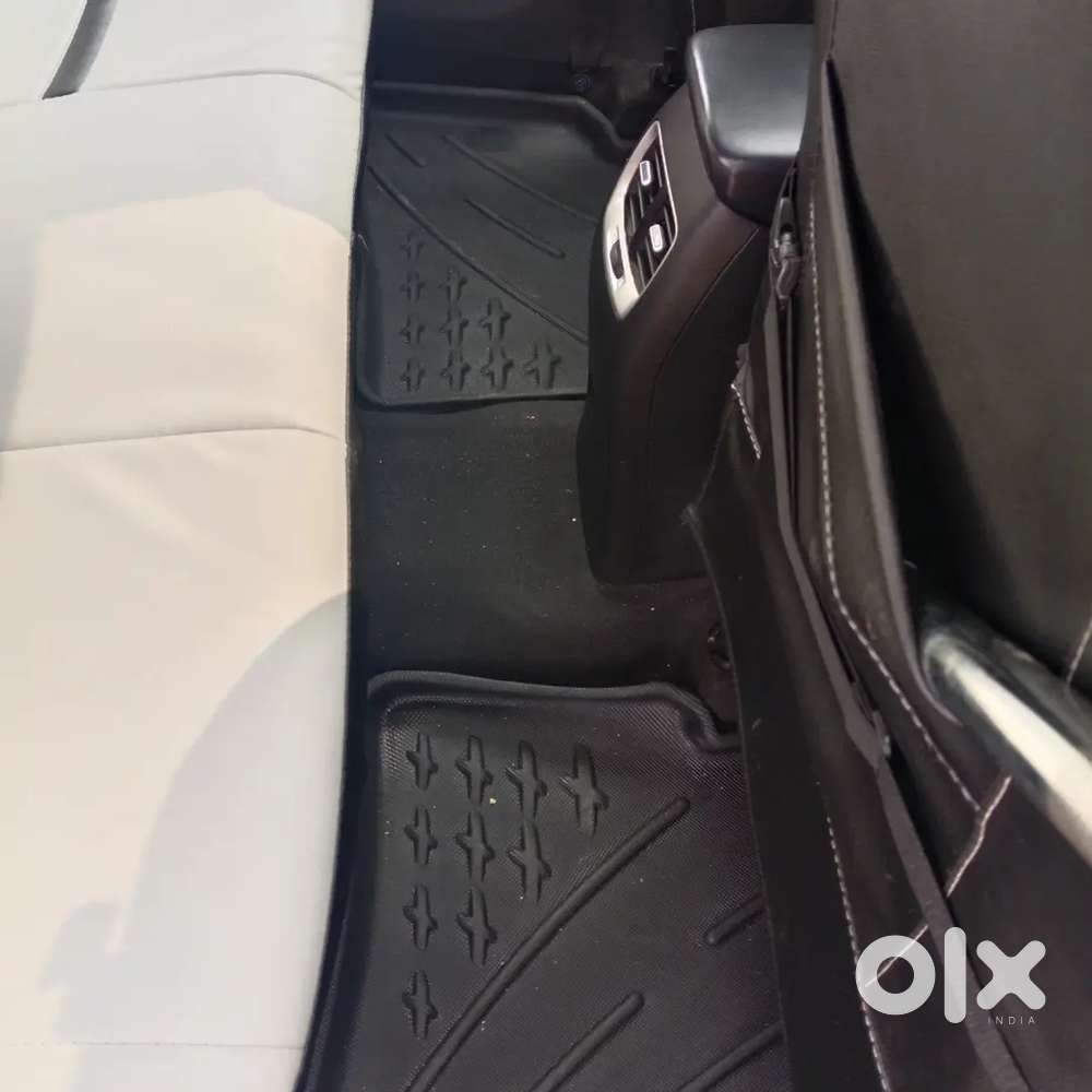 Hyundai Venue 2019 Petrol Superior Condition