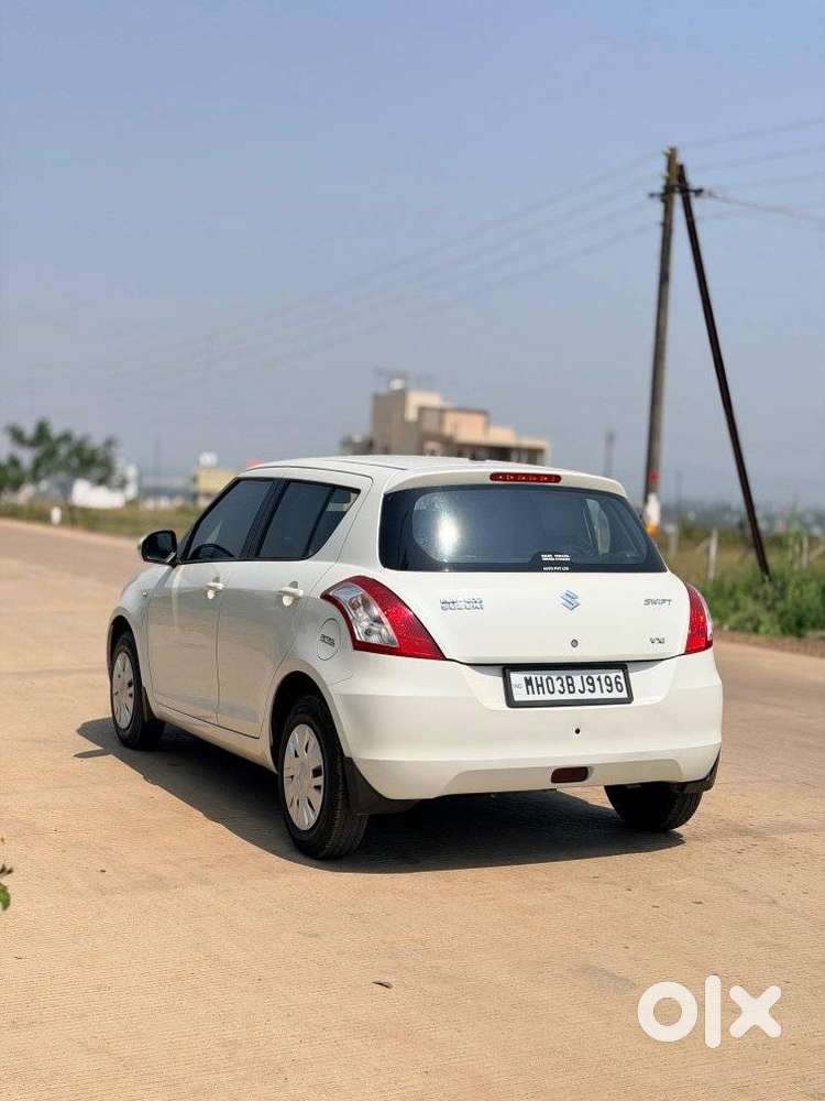 Maruti Suzuki Swift Vxi With Abs, 2014, Petrol