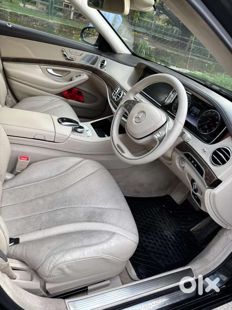 Mercedes Benz
S500