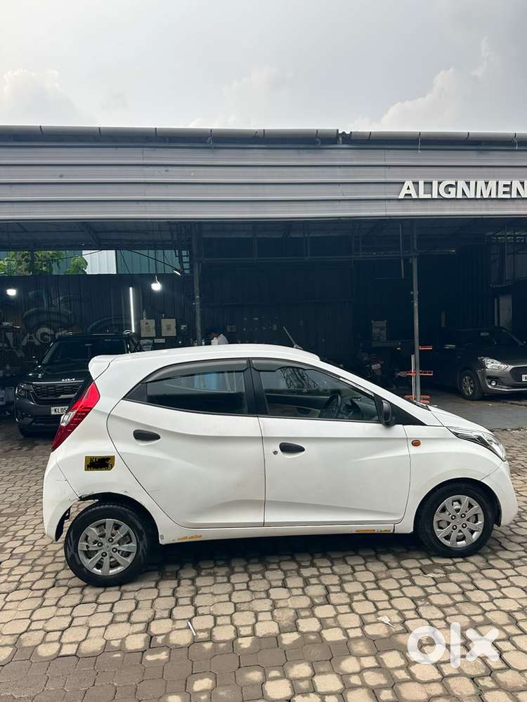 Hyundai Eon Petrol Cng Taxi Permit