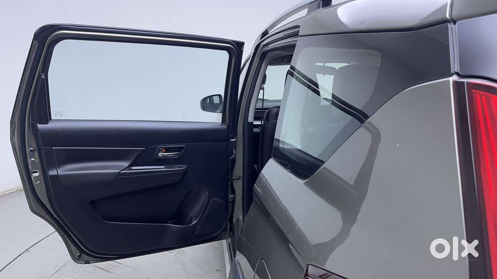 Maruti Suzuki Xl6 1.5 Alpha At, 2021, Petrol