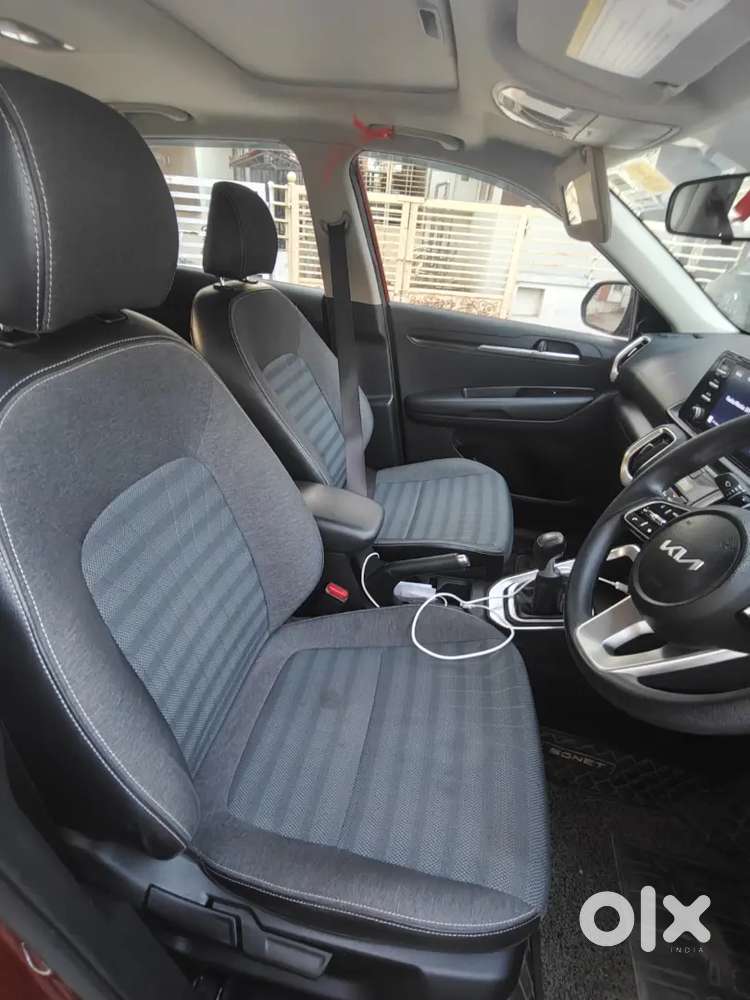 Kia Sonet 2023 Petrol Well Maintained