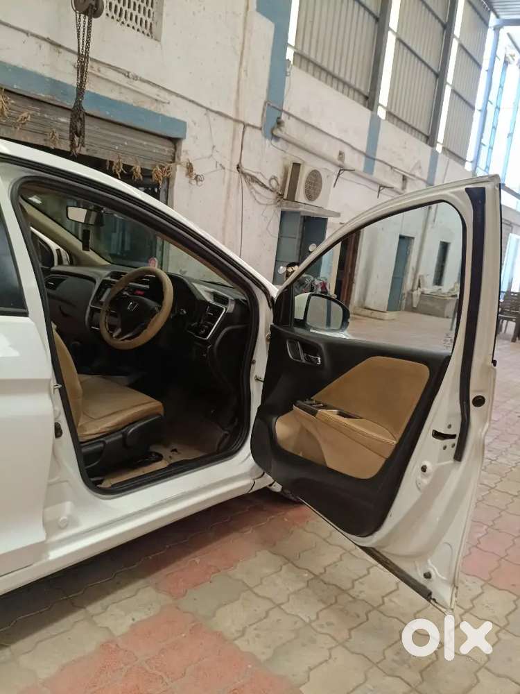 Only Discuss Direct User  Not Contact Carz 24 Spinny Etc. Any Agent