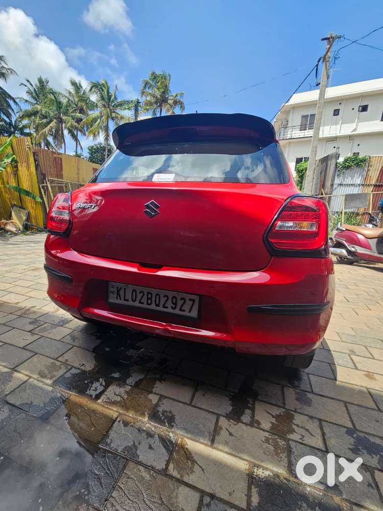Maruti Suzuki Swift Vxi + Manual, 2021, Petrol
