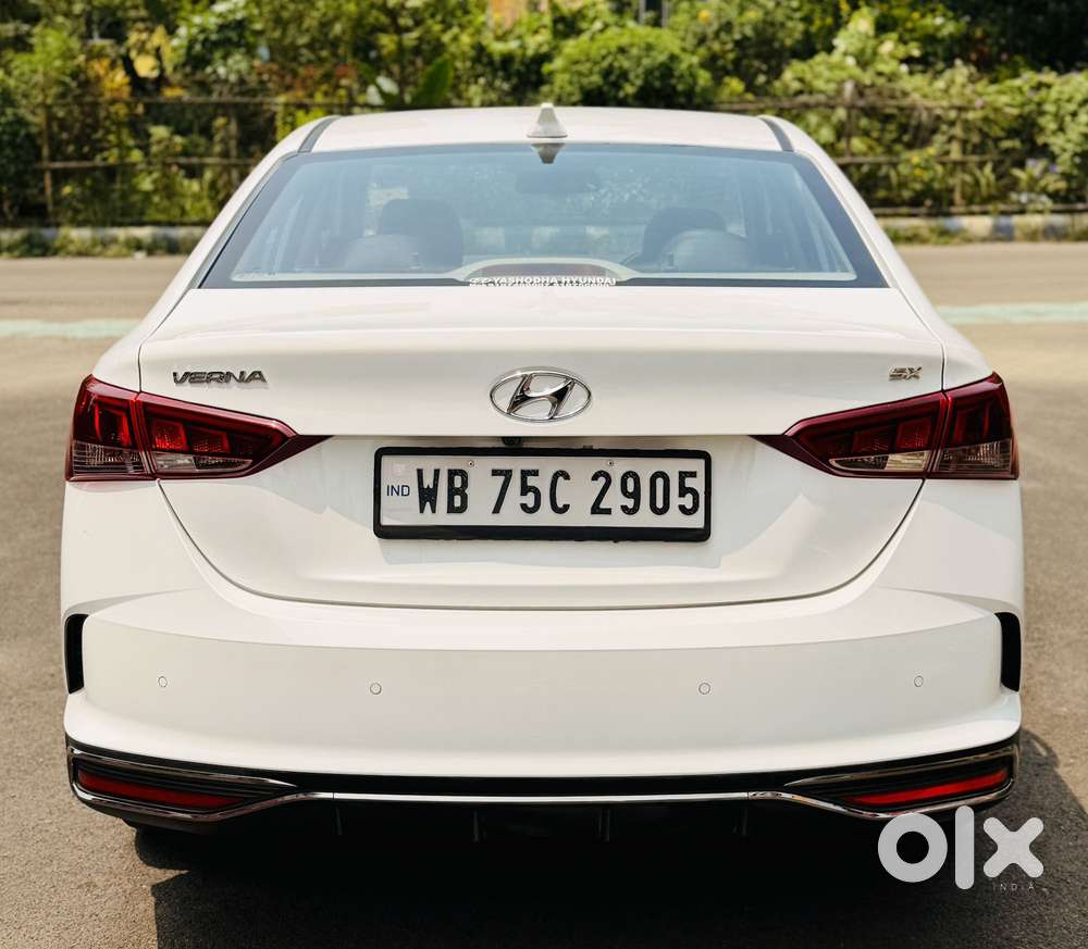 Hyundai Verna 1.5 Sx Petrol Mt, 2023, Petrol