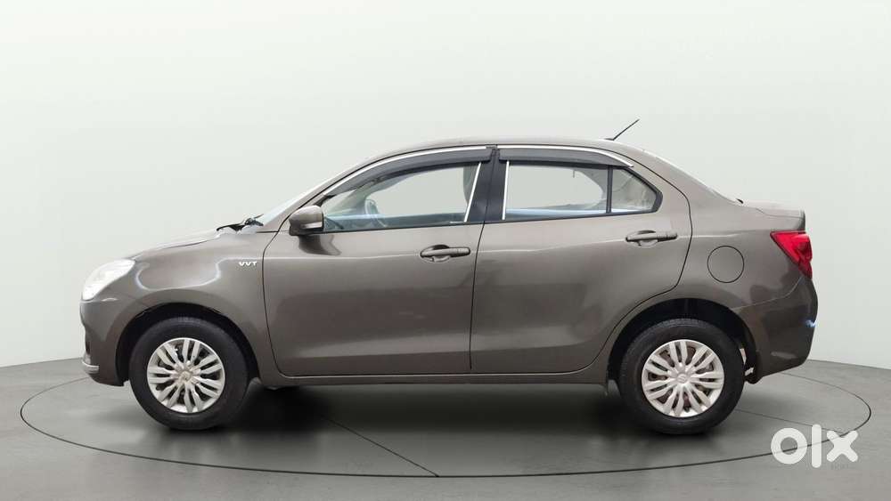Maruti Suzuki Swift Dzire Amt Vxi, 2018, Petrol