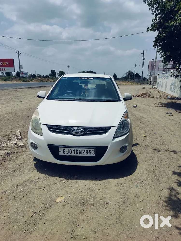 Hyundai I20 Active 2011 Diesel 125000 Km Driven
